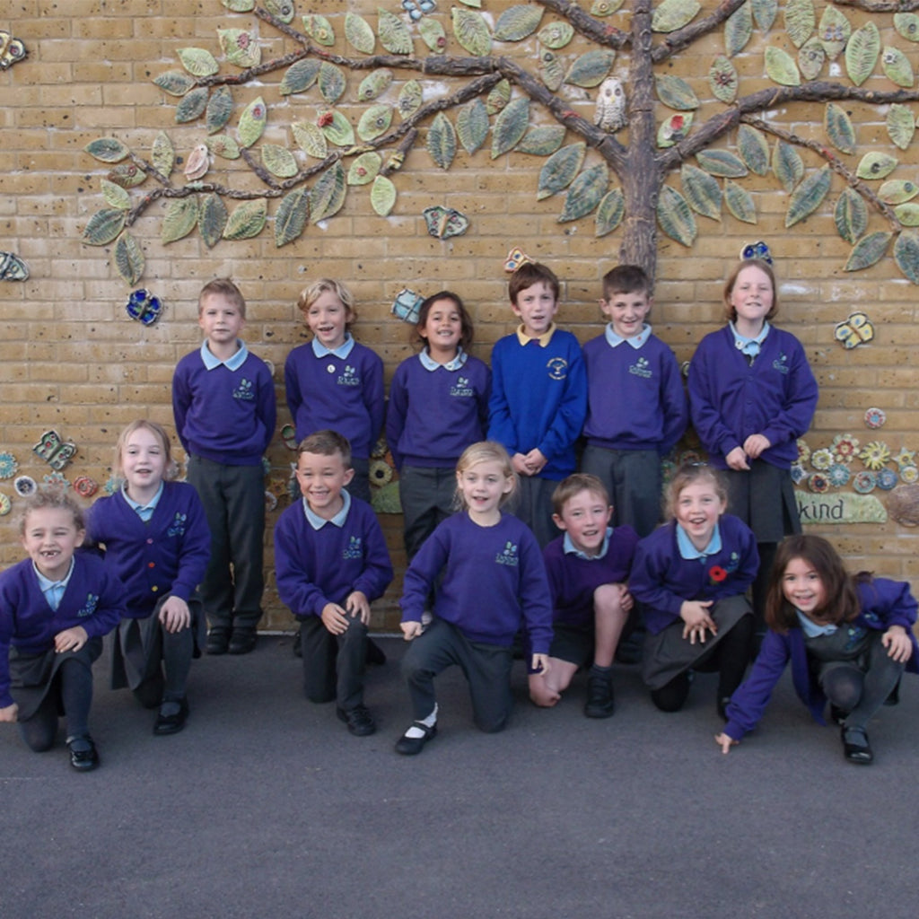Dorset primary school inspired by Recycling week and Delphis Eco trip promote refill scheme in the hope of ending single-use plastics in businesses.